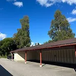 Tyylikaes Koko Perheen