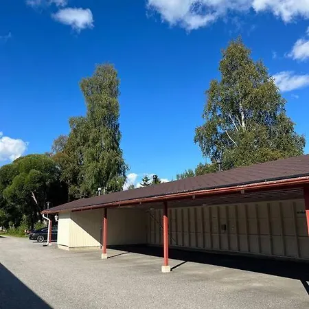 Tyylikaes Koko Perheen Huoneisto