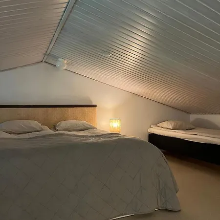 Tyylikaes Koko Perheen *