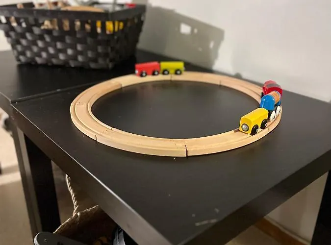 Tyylikaes Koko Perheen *