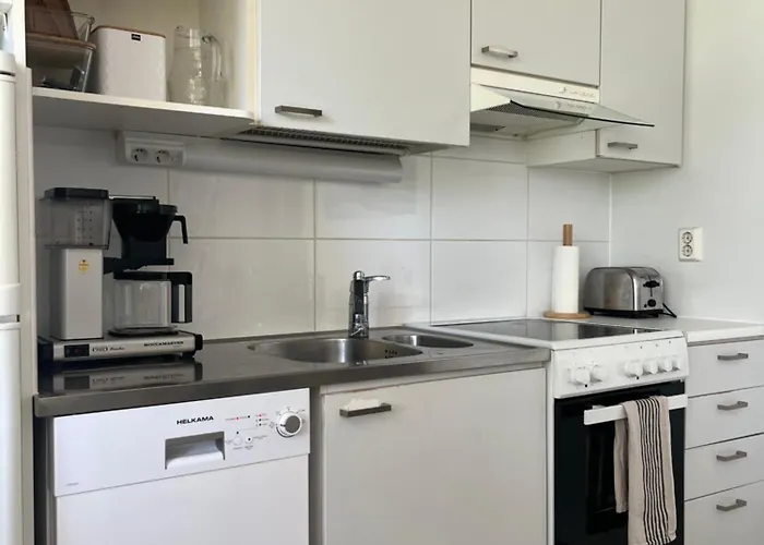 Tyylikaes Koko Perheen 펜션 부오카티