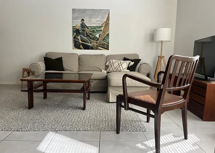 Tyylikaes Koko Perheen