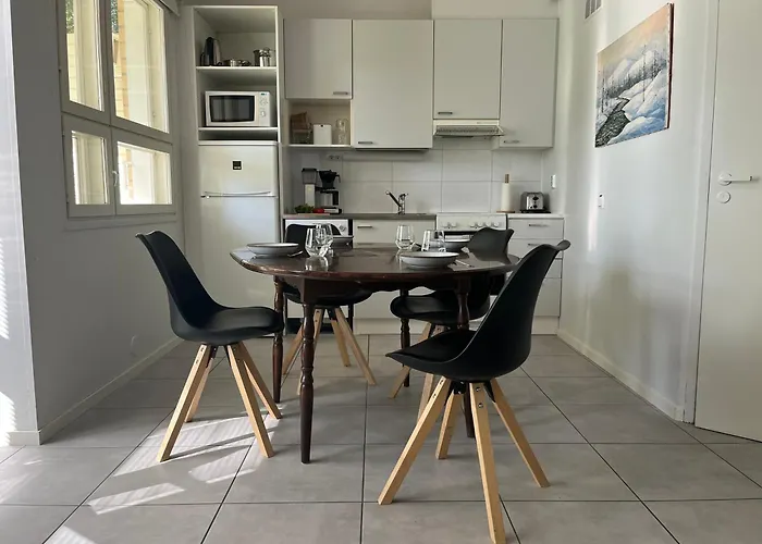 Tyylikaes Koko Perheen 부오카티